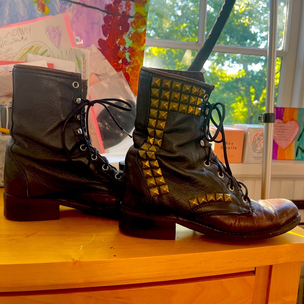 Ooak rare vintage two toned leather roper lace up boots 6